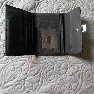 Liz Claiborne leather wallet
